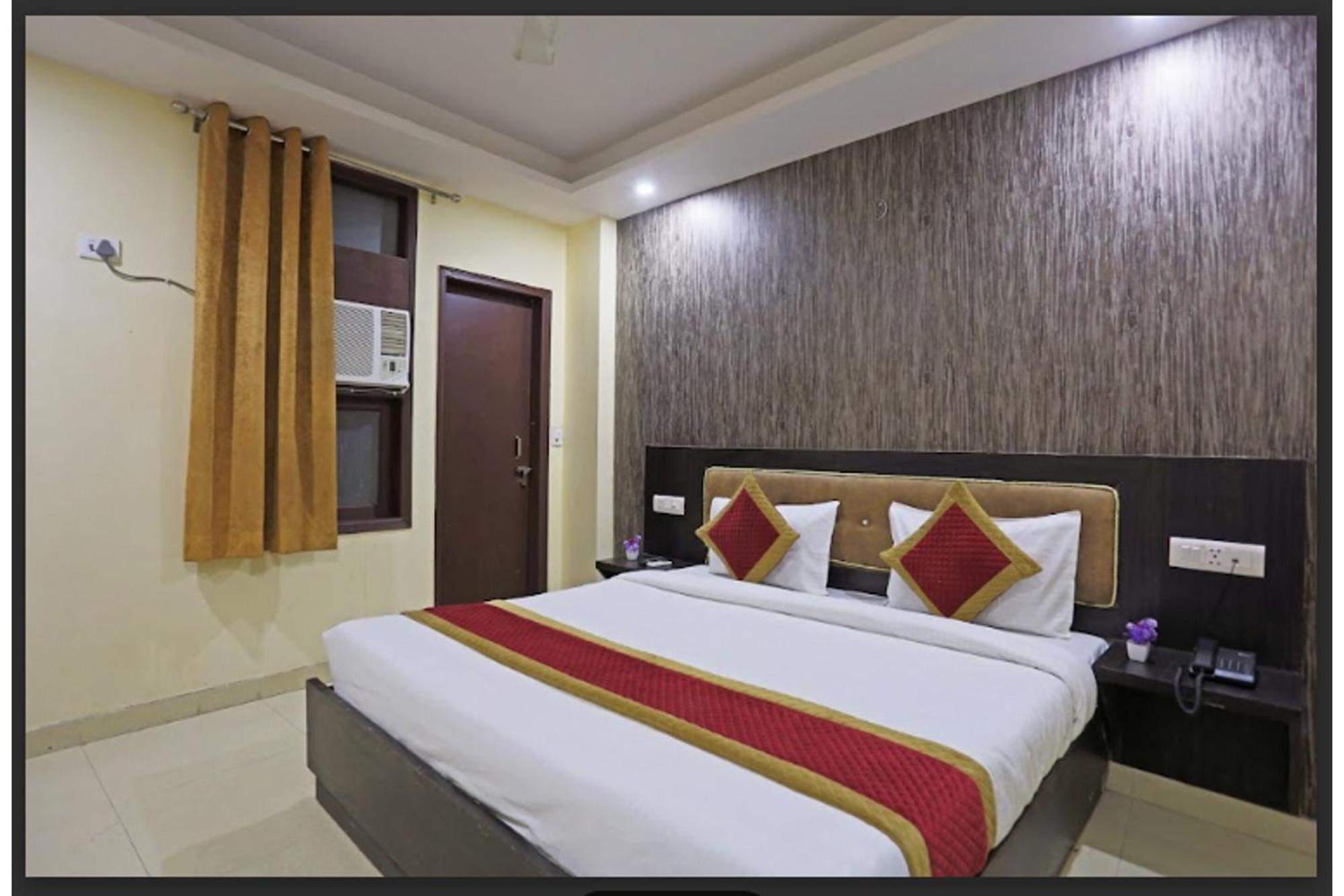 Hotel O Urban Wings New Delhi Exterior photo