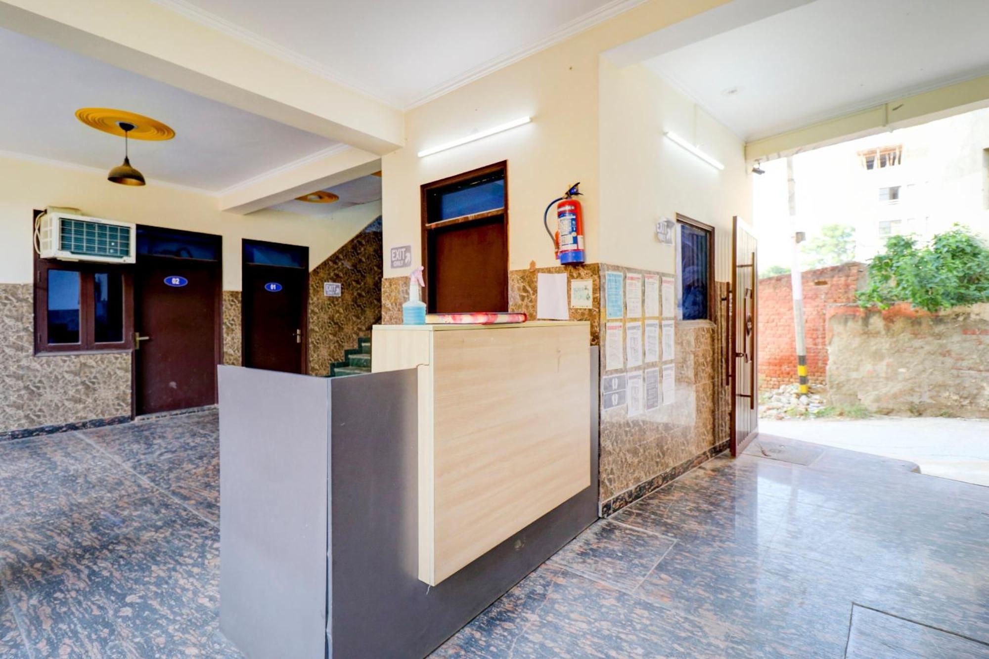 Hotel O Urban Wings New Delhi Exterior photo