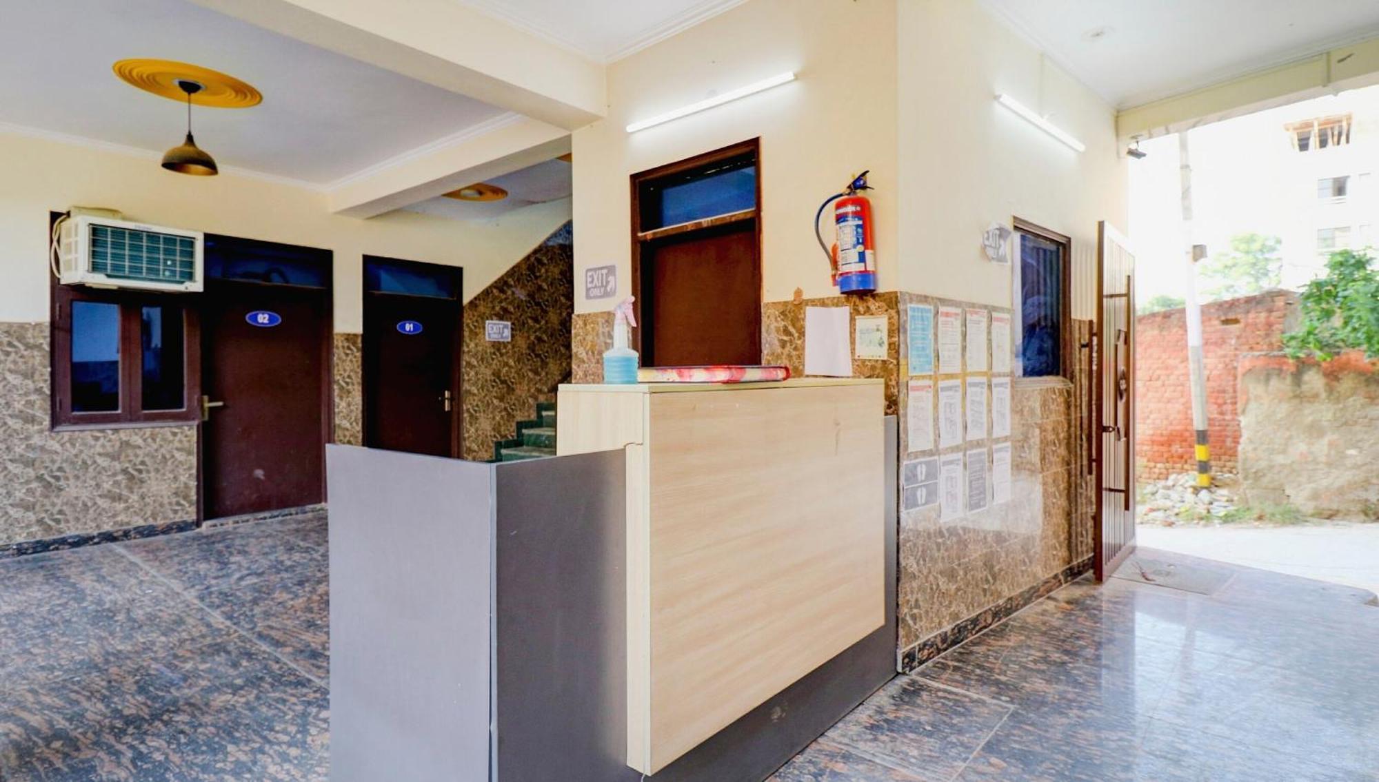 Hotel O Urban Wings New Delhi Exterior photo