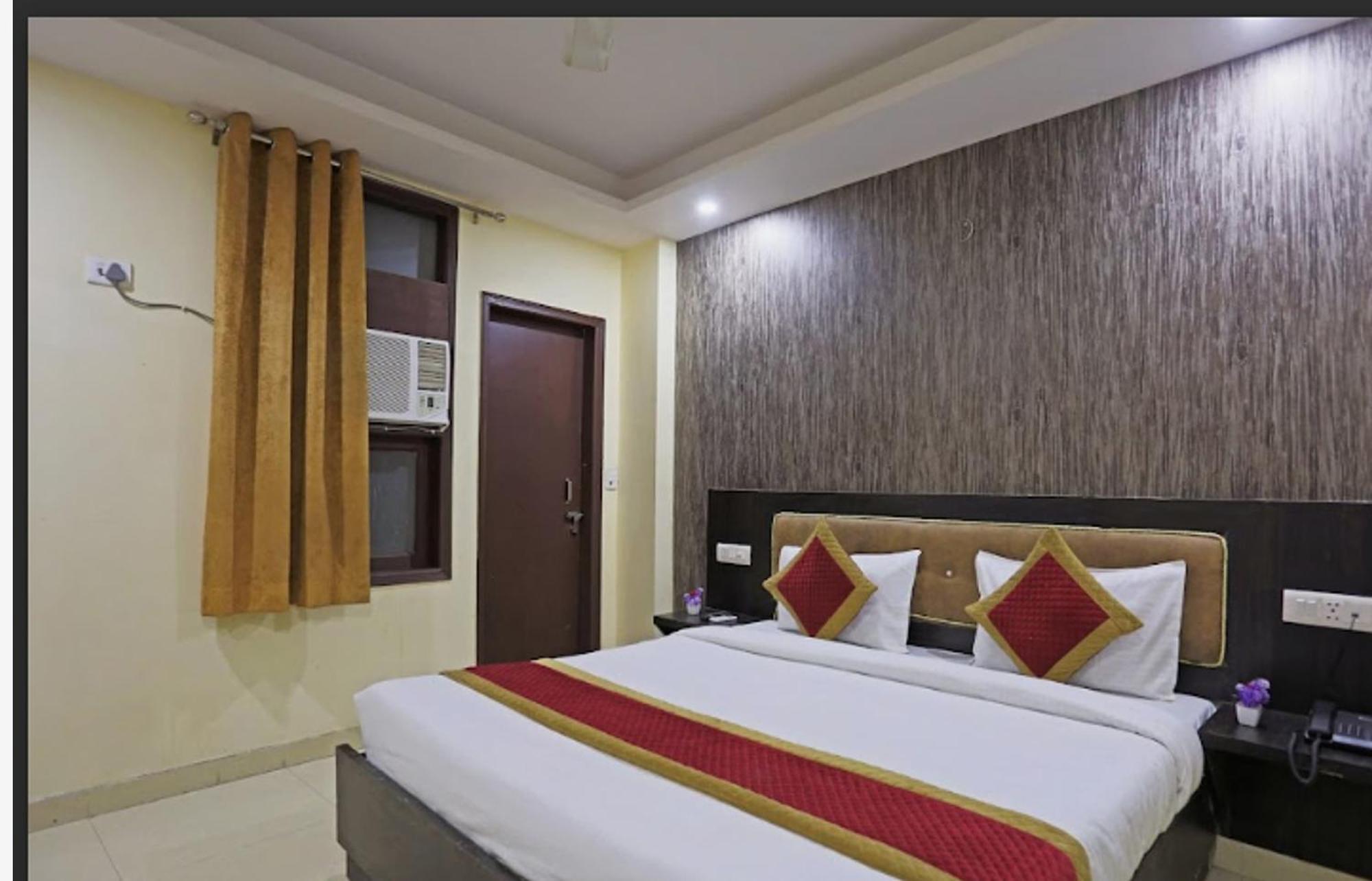 Hotel O Urban Wings New Delhi Exterior photo